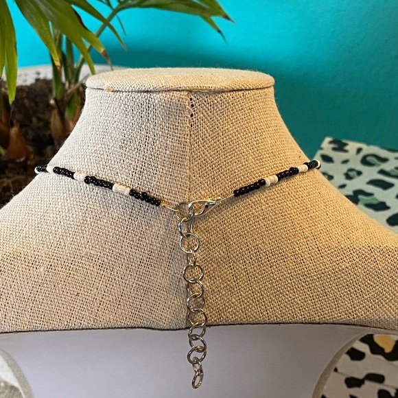 The Natalie Choker - One Size Fits All - Picture 3 of 4